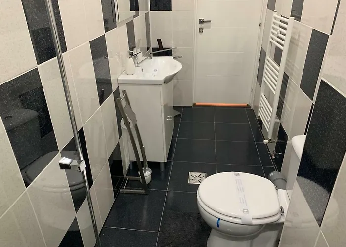 Republicii Old Town Suites דירה בראשוב