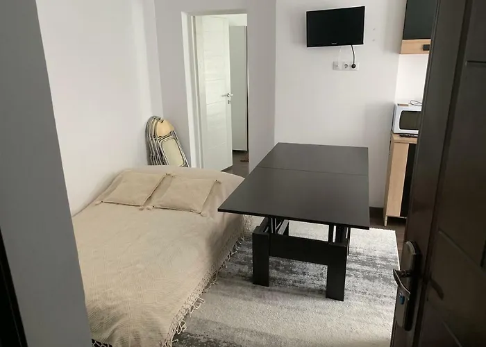 Republicii Old Town Suites דירה